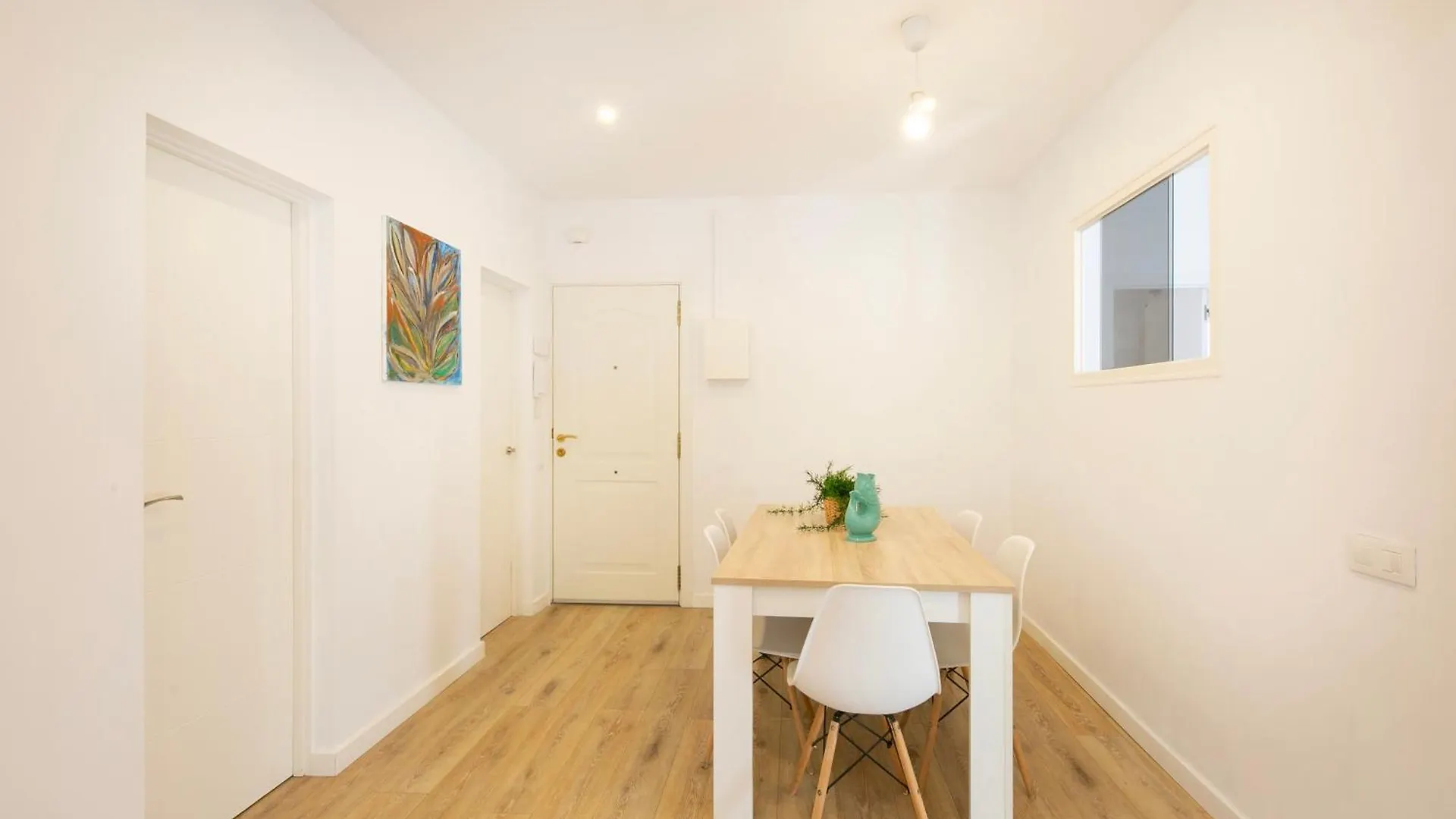 Lovely Apartment With 3 Bedroom Cornellá de Llobregat 0*,